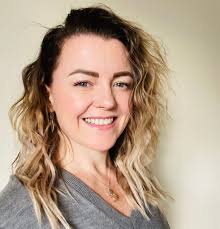 <strong>Amanda Connor</strong>